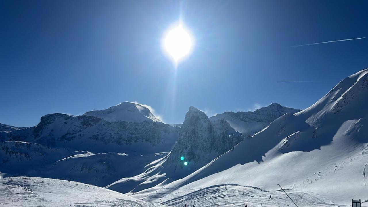 Chalet Hotel L'Ecrin Tignes Bagian luar foto